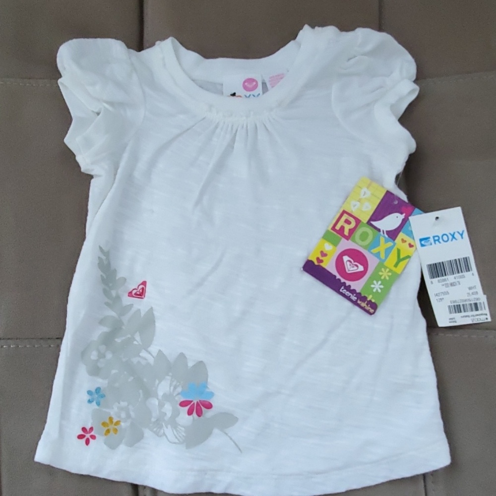 NWT Roxy t-shirt